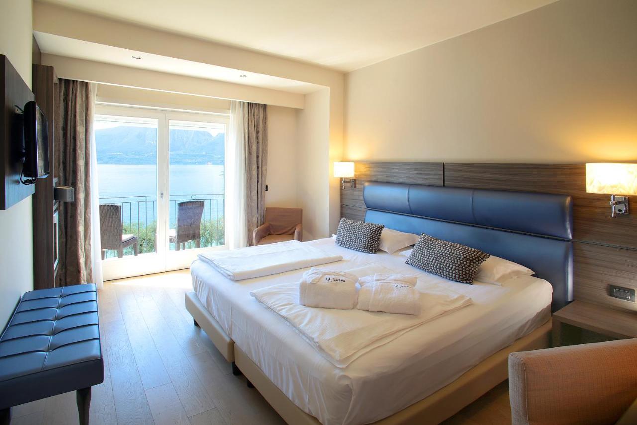 Hotel Galvani Торри-дель-Бенако Экстерьер фото